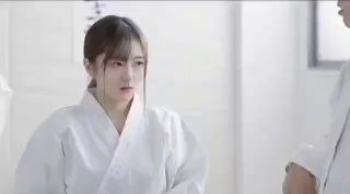 好看的爱情韩剧群P大场面！让人大开眼界小年轻太会玩了【完整版120分钟已上传下面】